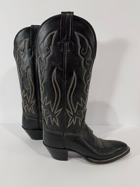 Women’s Vintage Hondo Black Western Cowboy Boots with Contrast Stitching
